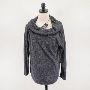 NEW Express One Eleven Gray‎ Knit Medium Cowl Scoop Neck Sweater Rayon Polyester